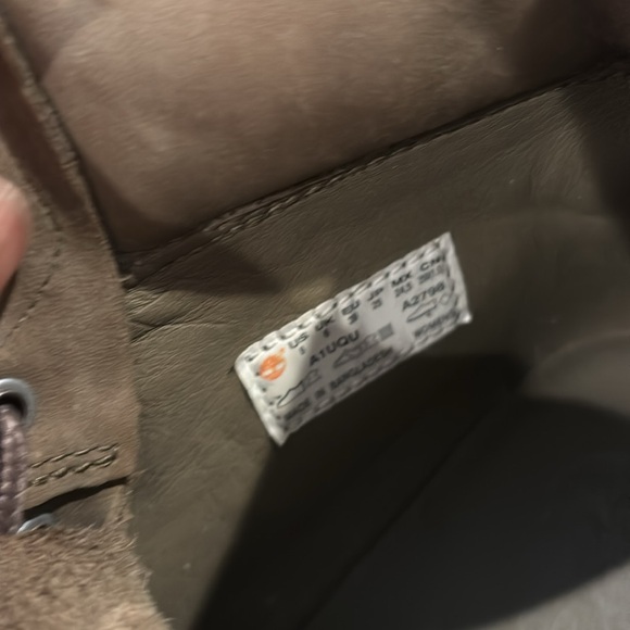 Timberland Suede Boots (Very New) - Picture 5 of 6